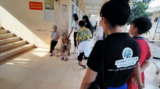 TRAO YÊU THƯƠNG NHÂN NỤ CƯỜI - TRUNG TÂM BẢO TRỢ XÃ HỘI 3